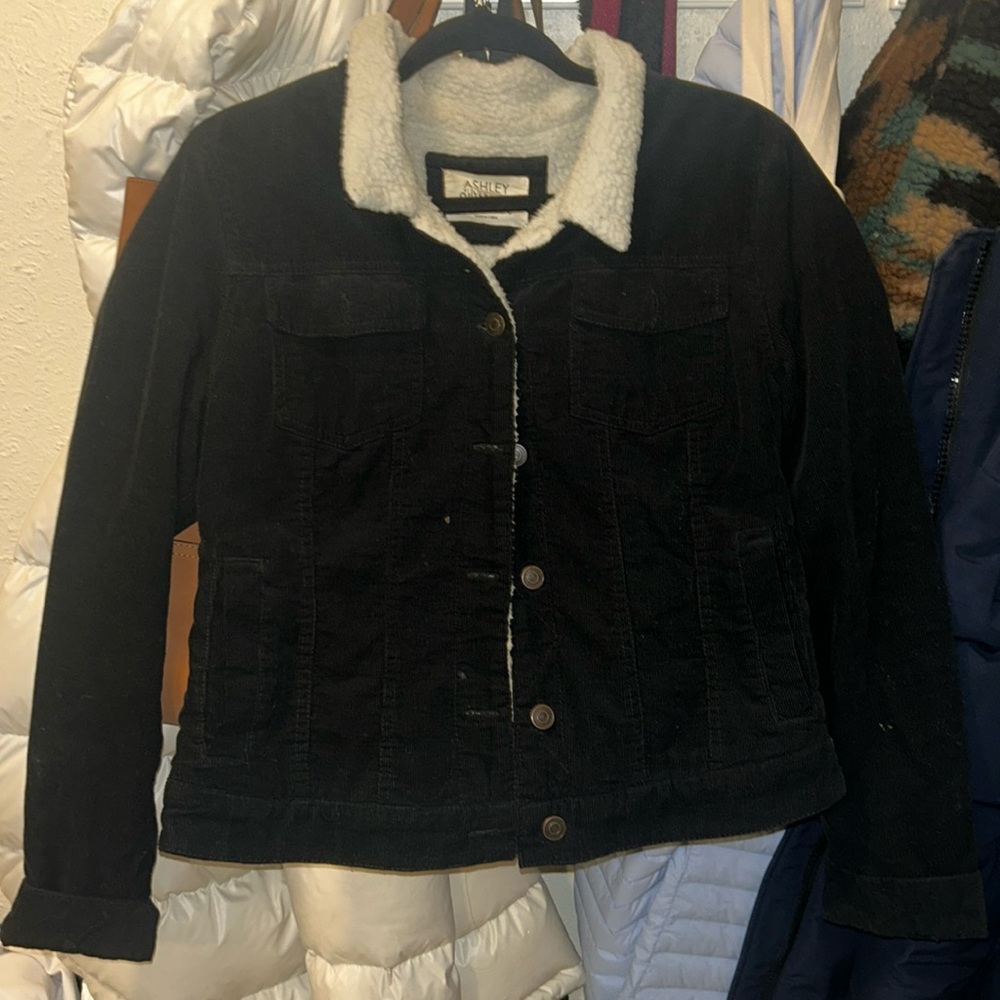 Large Black corduroy Sherpa line button up jacket
